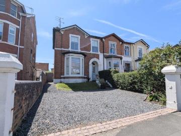 Golf Open 2026 Manchester Road. 4 bed property to rent £21,667 pcm £5,000 pw