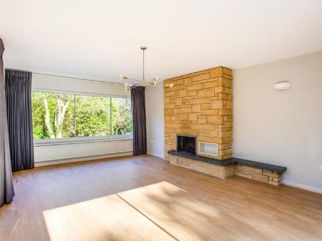 Golf Club Road, Weybridge, KT13 6 bed house to rent £6,490 pcm £1,498 pw