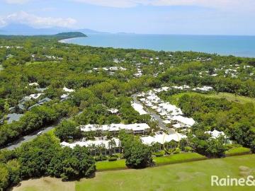 Gated Estate ~ Golf Course Views Flexible Investment Opportunity