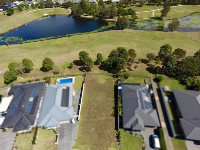 Golf course views to the rear.