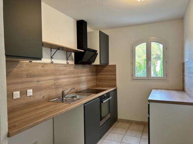 Golf de Pont Royal Maison T4 de 86m2 avec garage box avec presta