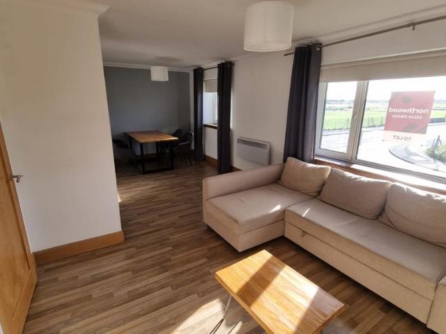 Golf Road, Seaton, Aberdeen, AB24 2 bed flat to rent £750 pcm £173 pw