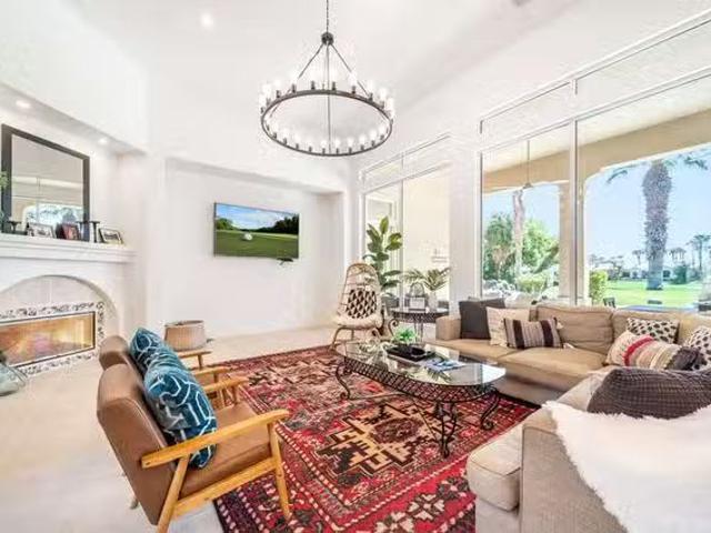 Golf View Drive