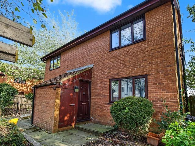 Golf View, Ingol, Preston PR2, 1 bed flat to rent, £700 pcm | PrimeLocation
