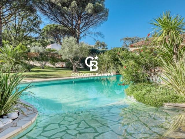 Golfe de Saint Tropez, charmante villa avec piscine et sa maison d'invités