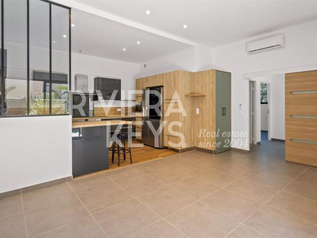 GOLFE JUAN A PIED DES PLAGES: appartement 3 pièces neuf avec. 79m² Golfe Juan