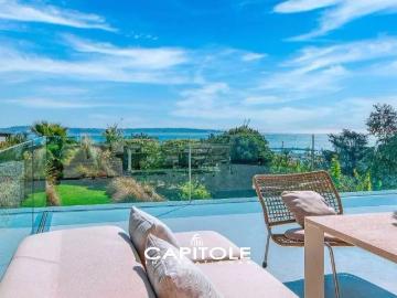 Golfe Juan Vue mer panoramique du Cap d'Antibes aux Îles d. 220m² Golfe Juan