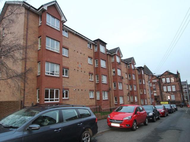 Golfhill Drive, Glasgow G31, 2 bed flat to rent, £1,100 pcm | PrimeLocation