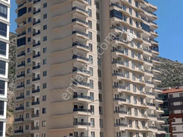 Göllübağlarında 3+1 Satılık Daire