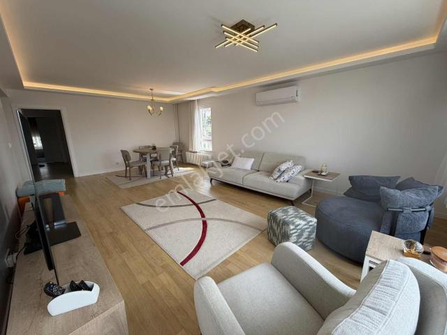 Gop Mesa Güneş Sitesinde Komple Yenilenmiş Satılık 3+1 Daire