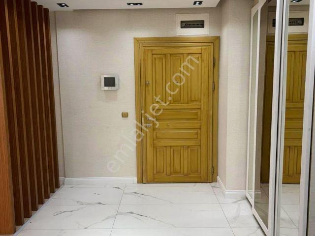 Gop Bayraktar'da Site İçi | Manzaralı | 4+1 | 200m2 | Yenilenmiş