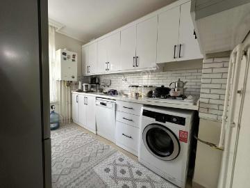 Gop Mahallesinde 3+1 Son Katta Full Yapılı Satılık Daire