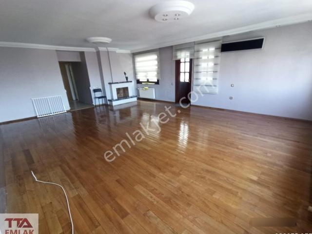 Gop. Mh. Mahatma Gandhi Caddesinde Giriş Kat Satılık 3+1 Daire