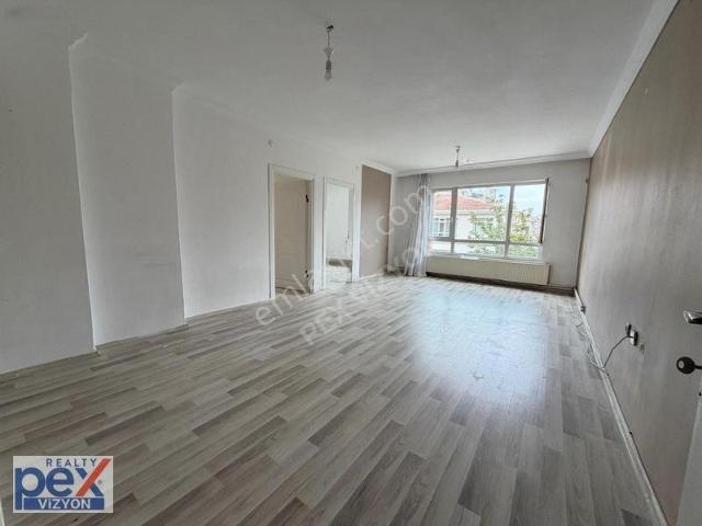 Gop Yakını Vedat Dalokay Paralelinde Ara Katta 3+1 Kiralık Daire