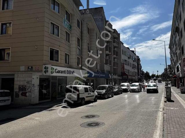 Görüklede Satılık Daire 2+1 A. Mutfak, Eşyalı | Tam Merkezde