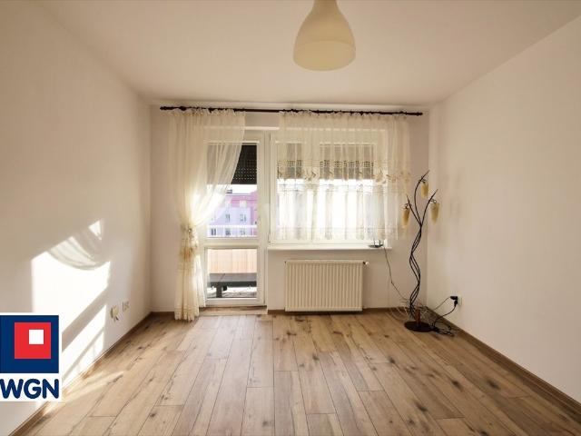Przestronne 2 pokoje z balkonem, nowoczesna kuchnia, blisko sklepów