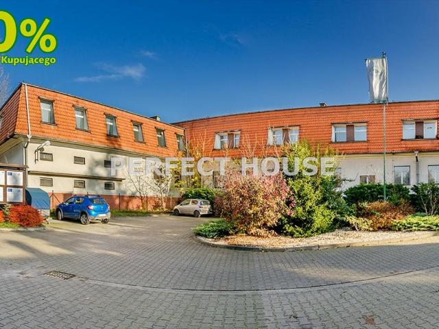 Obiekt biurowy 1970 m² z parkingiem, centrum Góra polecam!