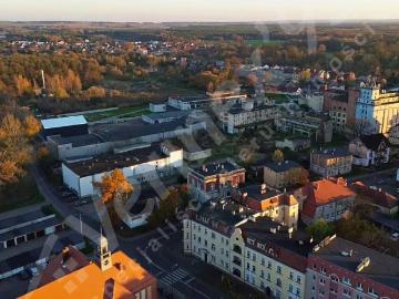 Inwestycyjny kompleks z zabytkowym młynem i halą