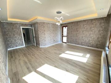 Göral 3+1 Yeni Sıfır Full Yapılı Orta Kat Güney Cephe Park Manzaralı
