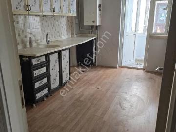 Göral Emlak 2+1 Balkonlu Arakat Konumun Da Polis Evi Yakını
