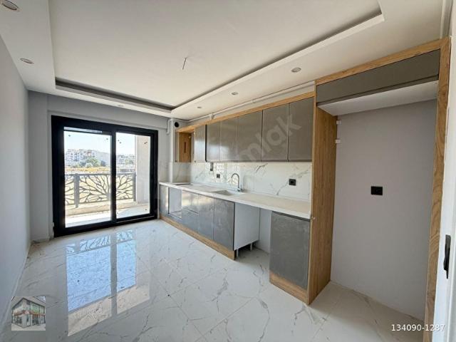 GÖRAL EMLAK'TAN 2+1 SİTE İÇİ SATILIK HAVUZLU FIRSAT DAİRE