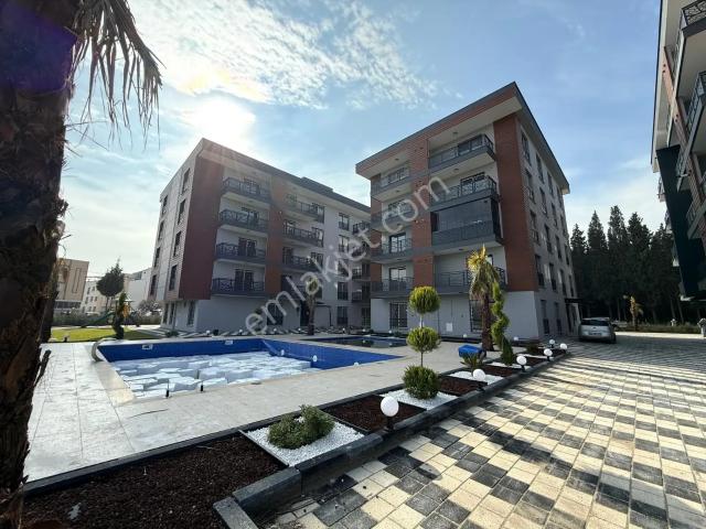 Göral Emlak'tan Kiralık Havuz Cepheli 1+1 Dairemiz