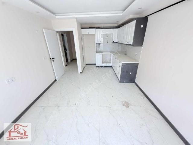 Göral Emlak'tan Muradiye Site'de Sıfır Kupon 1+1 Daire !