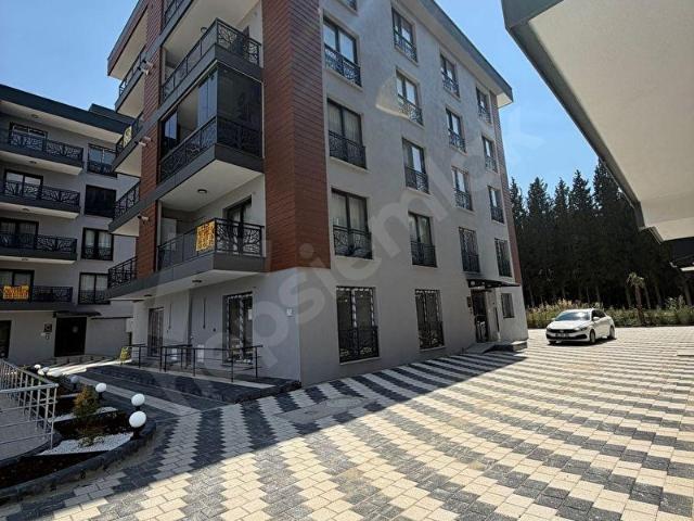 GÖRAL EMLAK'TAN SATILIK ARAKAT 1+1 HAVUZLU SİTEDE DAİRE