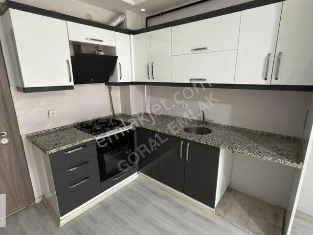 Göral Emlak'tan Site İçerisinde 1+1 Kiralık Daire