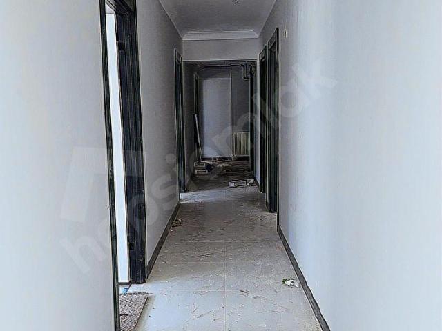 GORDİON EMLAK'TAN MEHMET AKİF MAHALLESİNDE 4+1 SATILIK DAİRE