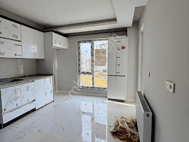 Gordion Emlak'tan Şentepe Mahallesi 3+1 Full Yapılı Ara Kat