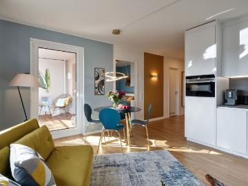 GORDON apartment with balcony, underground car park, Cleaning, Dresden Amsterdam Apartments for Rent