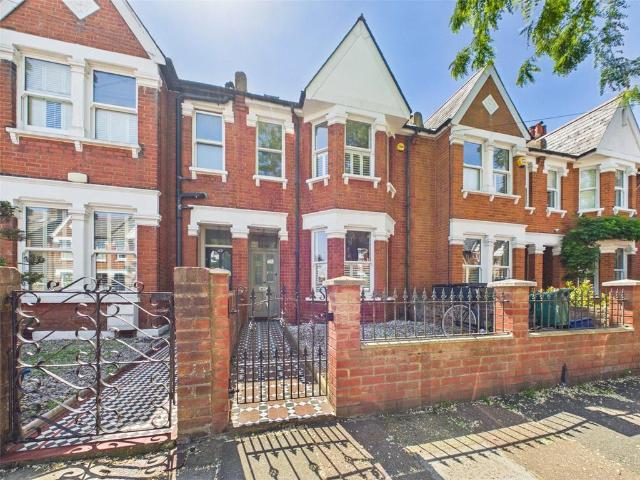 Gordon Avenue, St Margarets 4 bed terraced house to rent £4,250 pcm £981 pw