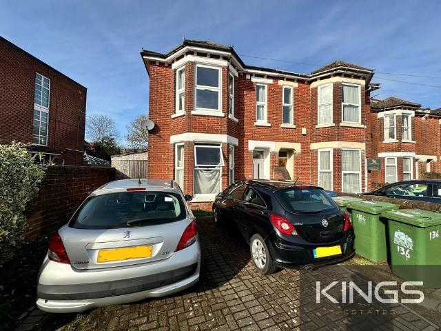 Gordon Avenue 7 bed semi detached house to rent £3,250 pcm £750 pw