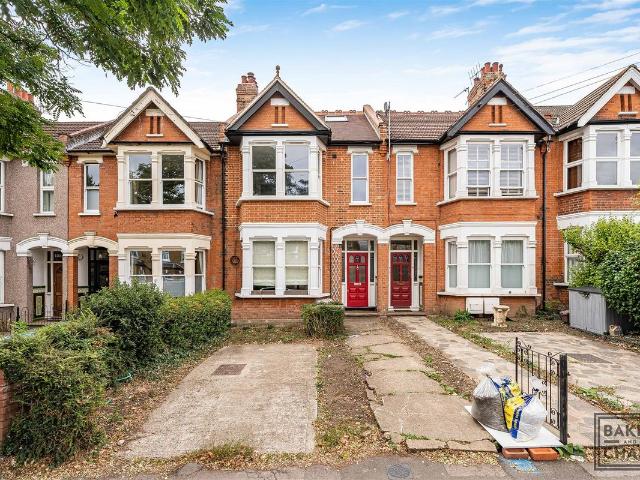 Gordon Hill, Enfield EN2, 1 bed flat to rent, £1,800 pcm | PrimeLocation