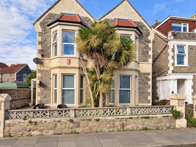 Gordon Road, Weston super Mare 1 bed flat to rent £825 pcm £190 pw