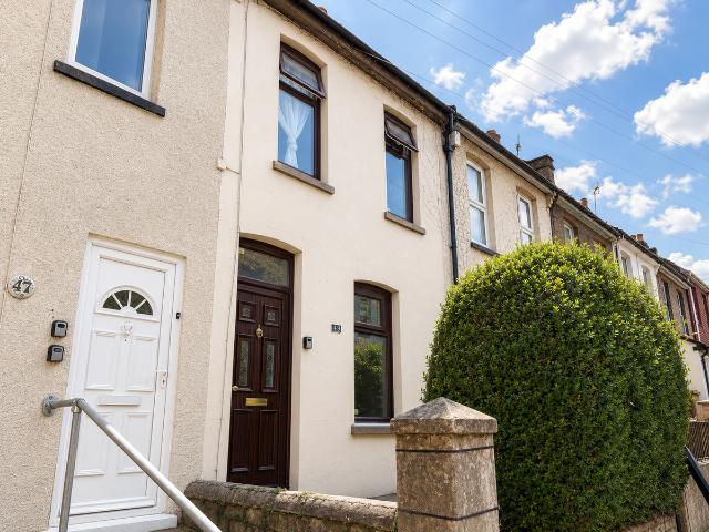 Gordon Road, Chatham ME4, 2 bed terraced house to rent, £1,250 pcm | PrimeLocation