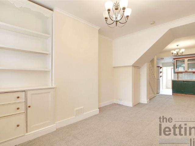 Gordon Road, Enfield, Middlesex, EN2 0PY