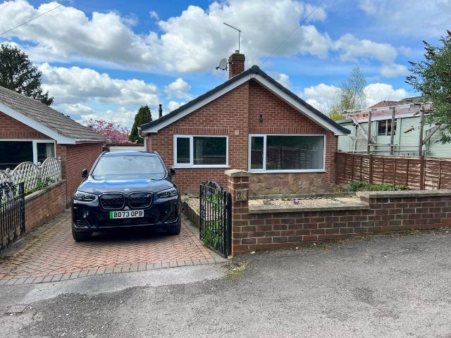 Gordon Road, Swanwick DE55, 2 bed detached bungalow to rent, £995 pcm | PrimeLocation