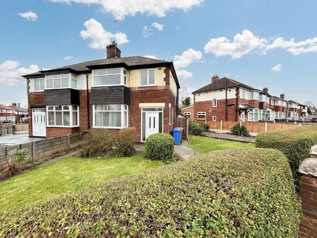 Gore Avenue, Salford M5 3 bed semi detached house to rent £1,300 pcm £300 pw