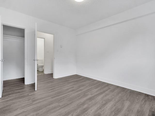 Gorge Vale Apartments 2 Bedroom Apartment for Rent at 1180 Colville Rd, Esquimalt, BC V9A 4P7