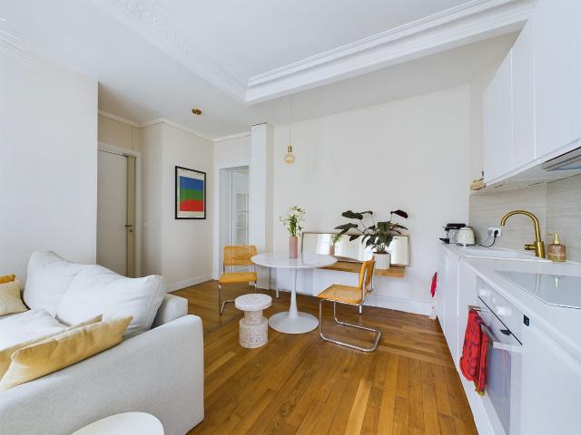 Gorgeous 43m2 one bedrom in great neighborhood Paris
