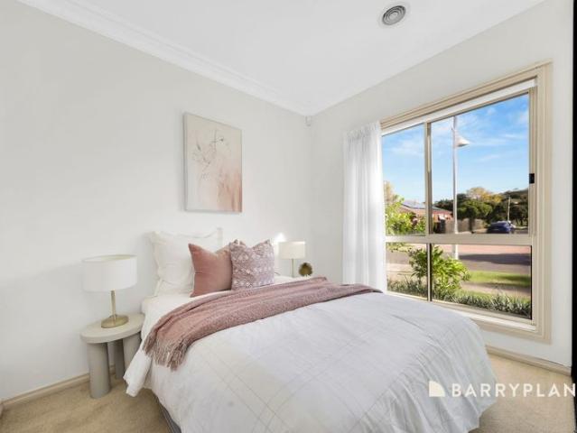 Gorgeous 4 Bedroom Home For Rent!