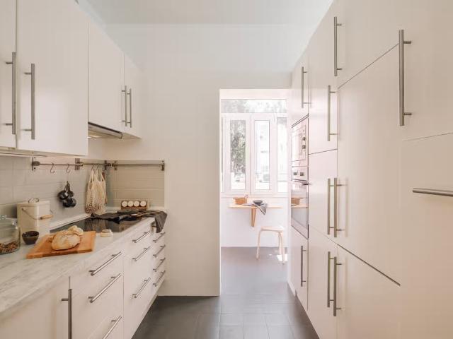 Gorgeous 4 rooms, 3 bedrooms, 2 bathrooms, 150 m² floor area, 1st in Moabit