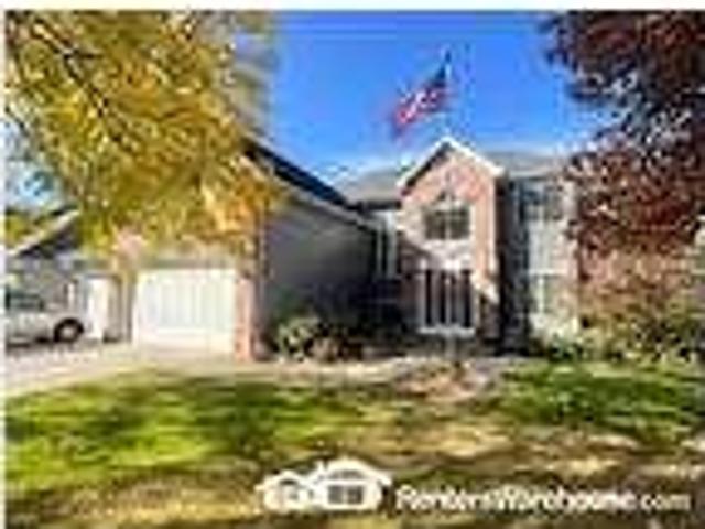 Gorgeous 5bd/3.5ba Home in Maple Grove