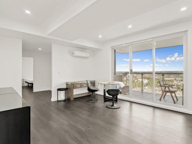 Gorgeous 1 Bedroom Apartment with Partial Furnishings in Prime Blacktown Location