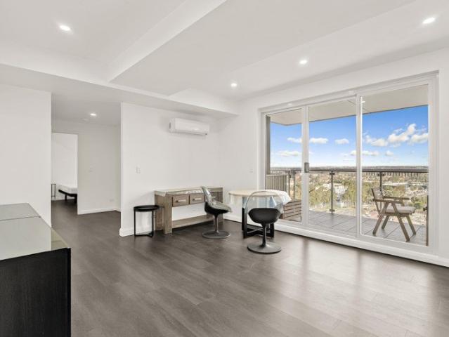 Gorgeous 1 Bedroom Apartment with Partial Furnishings in Prime Blacktown Location