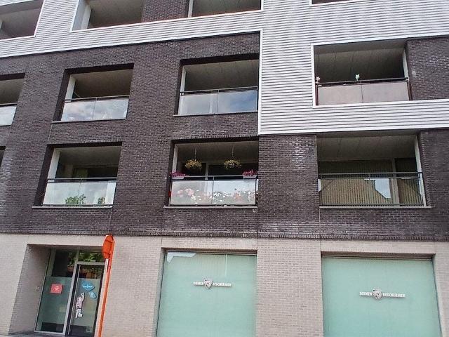 GORGEOUS 1 BEDROOM APARTMENT WITH TERRACE & PARKING SPACE