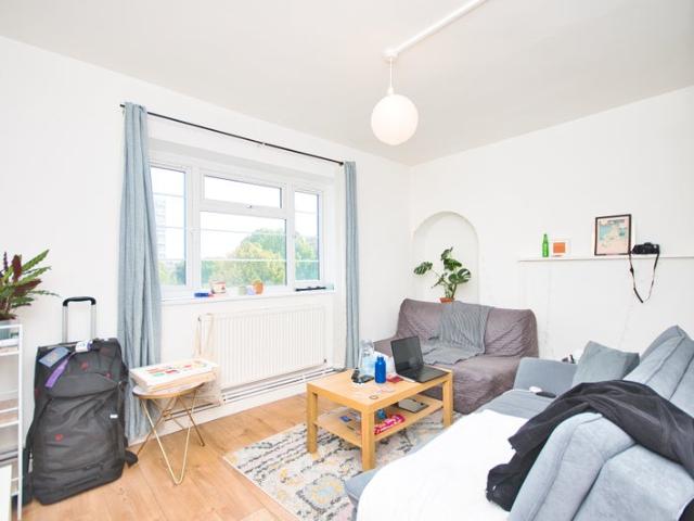 Gorgeous 2 Bed Apartment in London E1
