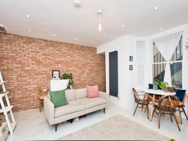 Gorgeous 2 Bed Flat in Lower Clapton Hackney E5